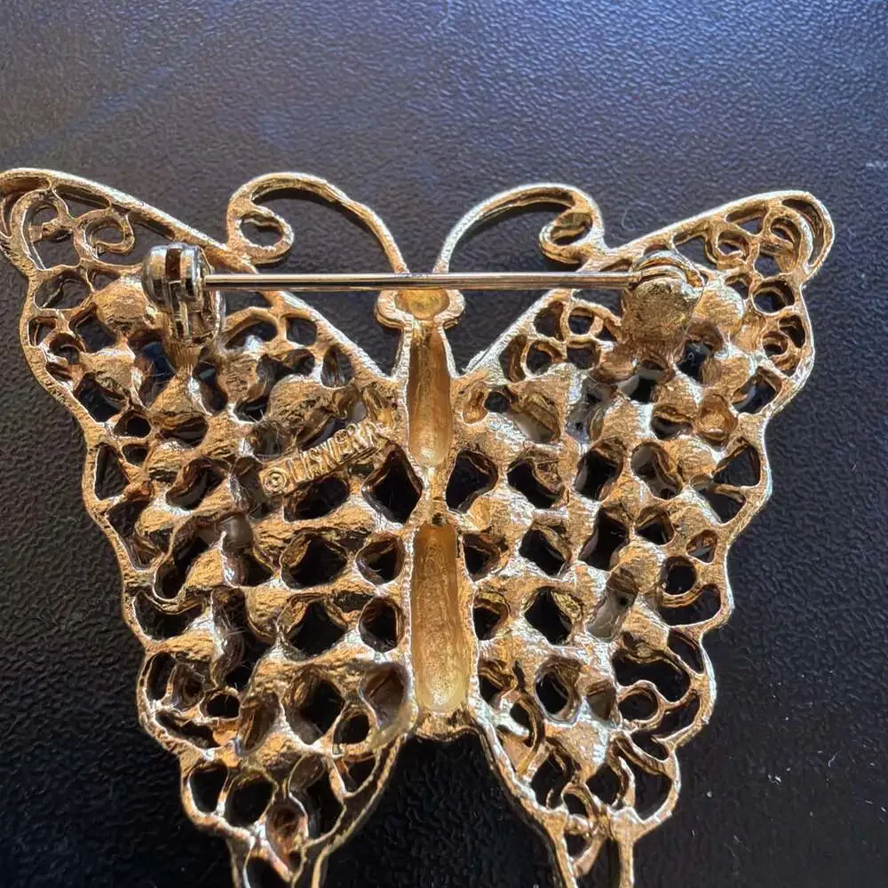 Vintage Signed Lisner Estate Butterfly Brooch Faux Pearls Gold Tone